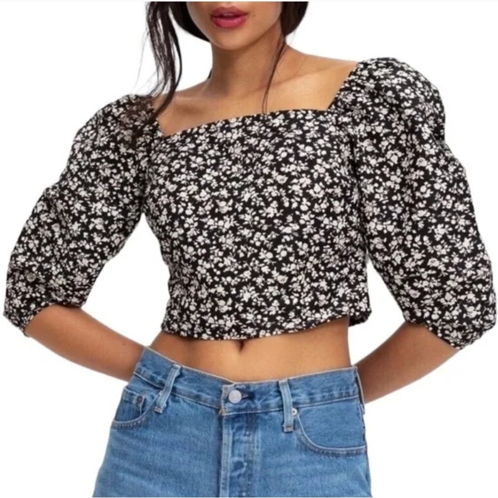 levi's black & white floral yvie blouse, size XS 🖤